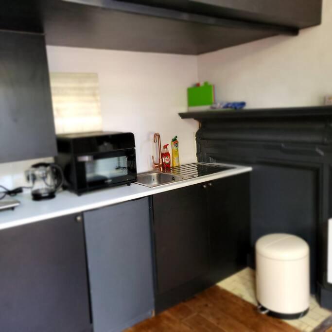 21 Mini Loft Apartment - Great Location - Comfy King Size Bed Hove Extérieur photo