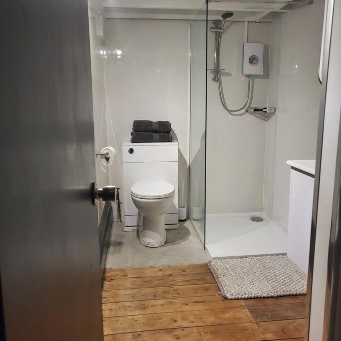 21 Mini Loft Apartment - Great Location - Comfy King Size Bed Hove Extérieur photo