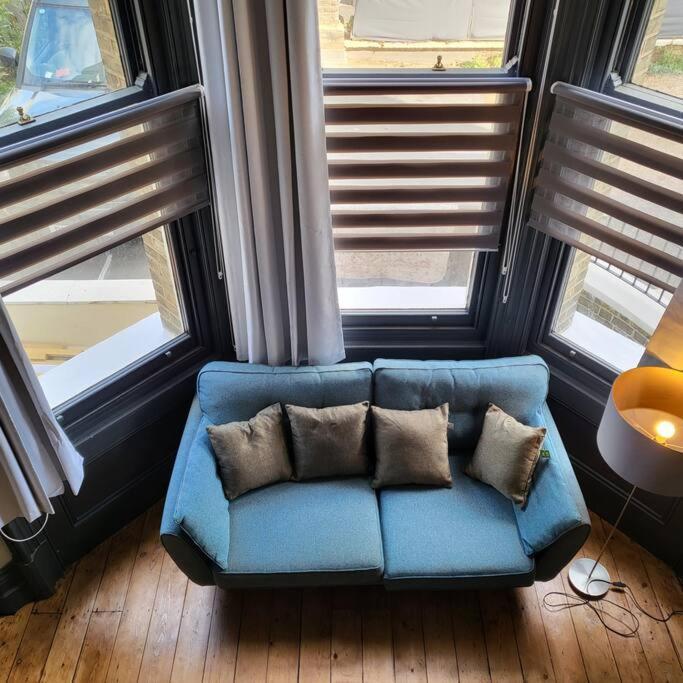 21 Mini Loft Apartment - Great Location - Comfy King Size Bed Hove Extérieur photo
